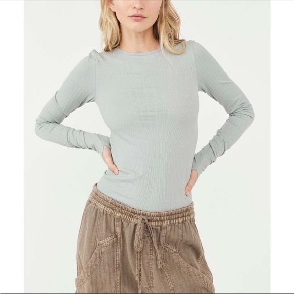 Free People Seams to Me Seamless Gray Long Sleeve Bodysuit - Picture 4 of 8